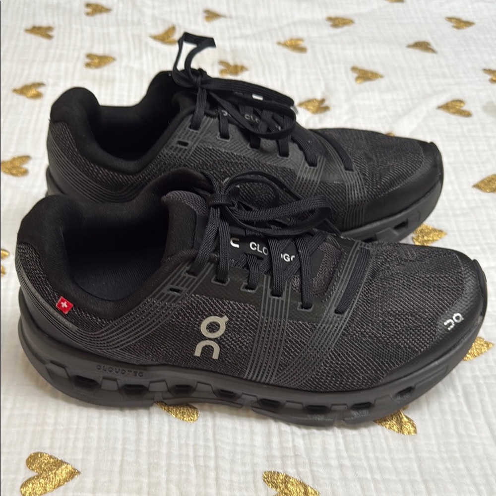 On Women’s Cloudgo Running Shoes
